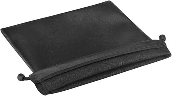 Bolsa universal para celular con orificio para auriculares 7" (24LN-18) Negro
